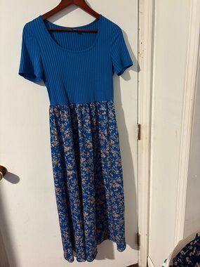 SHEIN Blue Ribbed Top Floral Maxi Dress